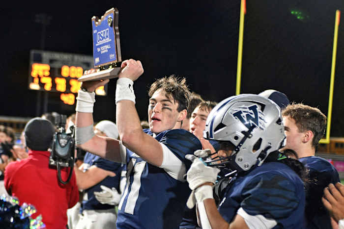 a Wilsonville Mountain View 5A Oregon football final November 24 2023 Leon Neuschwander 94